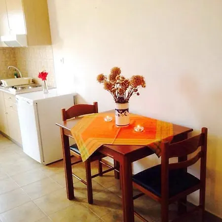 Giannikas * Livadi (Kythira)